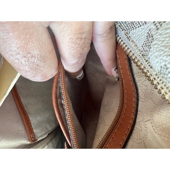 Michael Kors Abbey Jet Set Signature MK Logo Leather Adjustable Strap Backpack - Picture 7 of 8